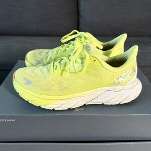 Hoka One One Arahi 6 Yellow Running Shoes 1123195 CGWHT Women's Size 8B